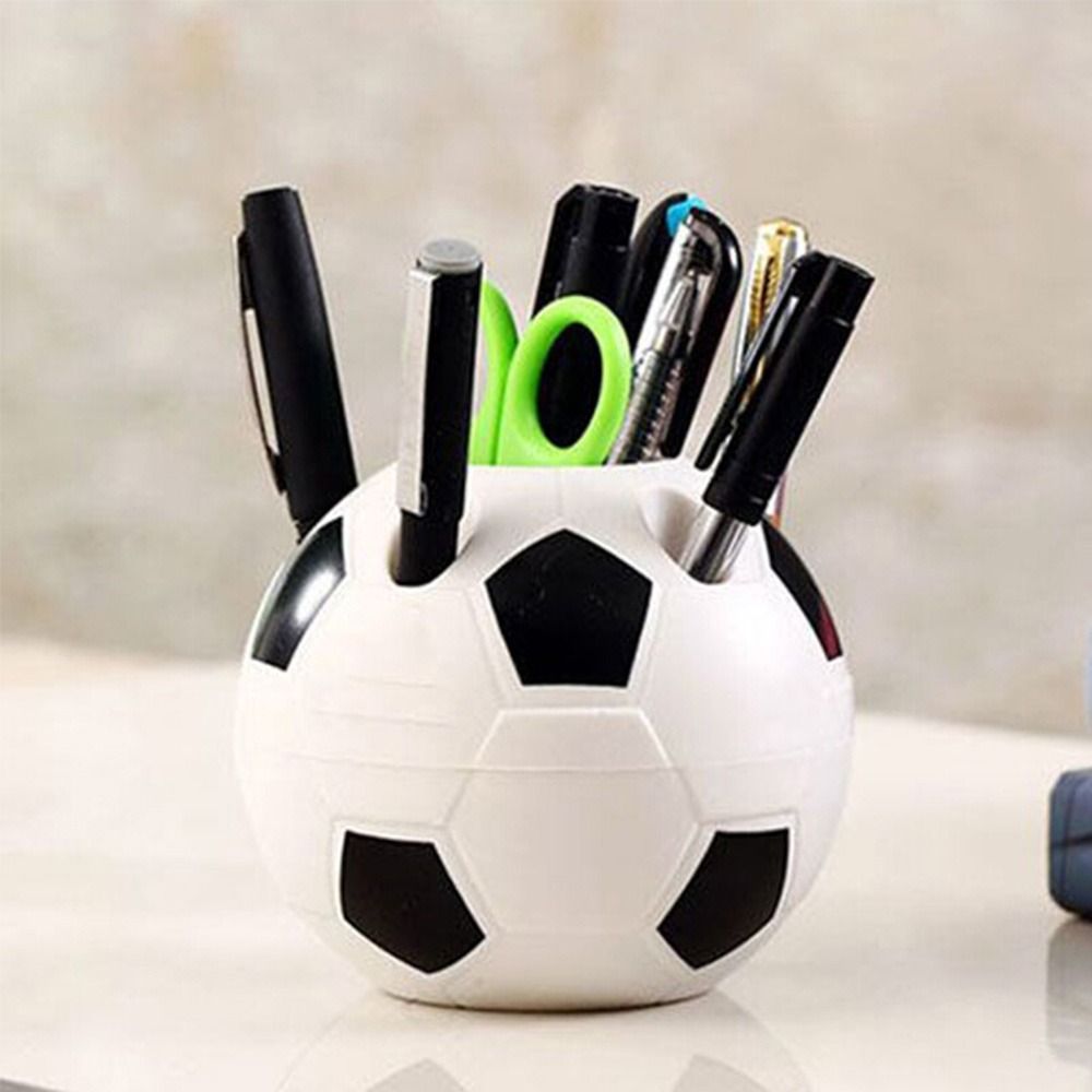 Suministros de herramientas con forma de fútbol, portalápices, soporte para cepillo de dientes, estante de escritorio, decoración del hogar, regalos para estudiantes