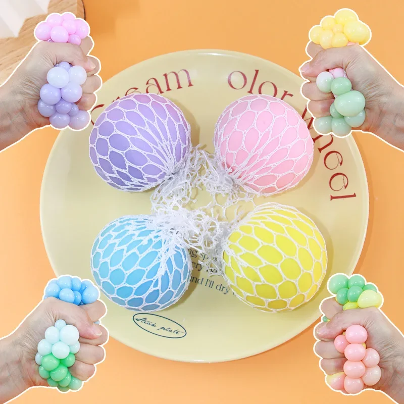 6CM Hand Gequetscht Tri Farbe Mehl Trauben Tennis Ball Dekompression Spielzeug TPR Klebrige Langsam Rebound Erwachsene Druck Ball Kinder geschenk