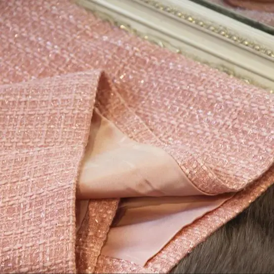 Tailor shop customizes light pink coarse tweed, small fragrant style, elegant buttocks wrapped dress