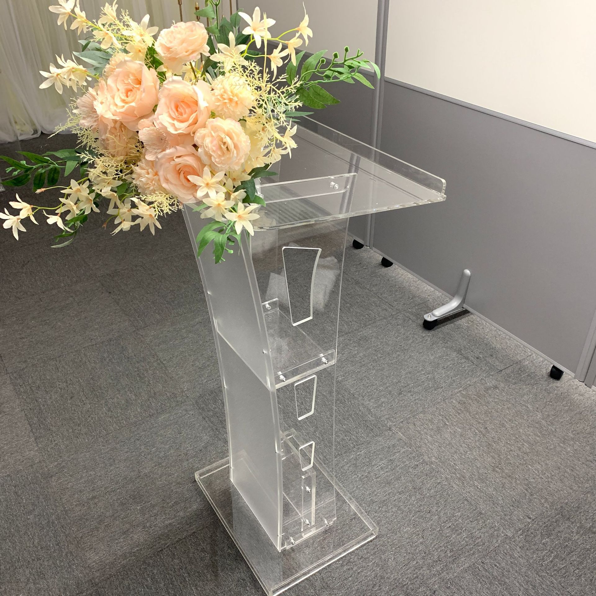 Pódio acrílico transfronteiriço, pódio de conferência, plexiglass, discurso de premiação, suporte de emissão, mesa de boas-vindas de hotel, host