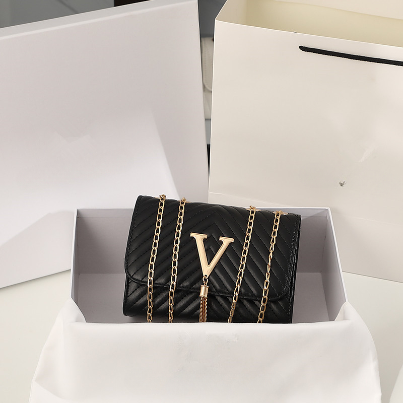เย็บปักถักร้อยผู้หญิงCrossbodyกระเป๋าด้ายLuxuryกระเป๋าถือไหล่กระเป๋าSequinedพู่คลัทช์กระเป๋าขนาดเล็กParty
