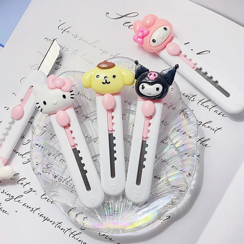 かわいい漫画動物文具ナイフ DIY ミニ多目的ポケット折りたたみナイフレターペン封筒オープニングナイフ
