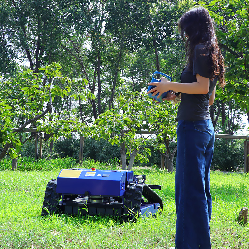 Aangepaste CE EPA kleine rups Zero Turn afstandsbediening grasmaaier voor alle terreinen afstandsbediening tillen LONCIN 224CC