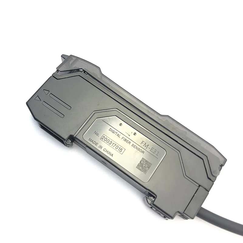 Penguat Sensor serat optik FM-E31 multifungsi berkecepatan tinggi