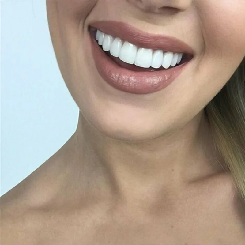 Ultimo Snap on Smile Dentale Superiore Inferiore Denti Finti Copertura Perfetta Impiallacciature Luminose Comfort Fit Flex Protesi Bretelle Sbiancamento