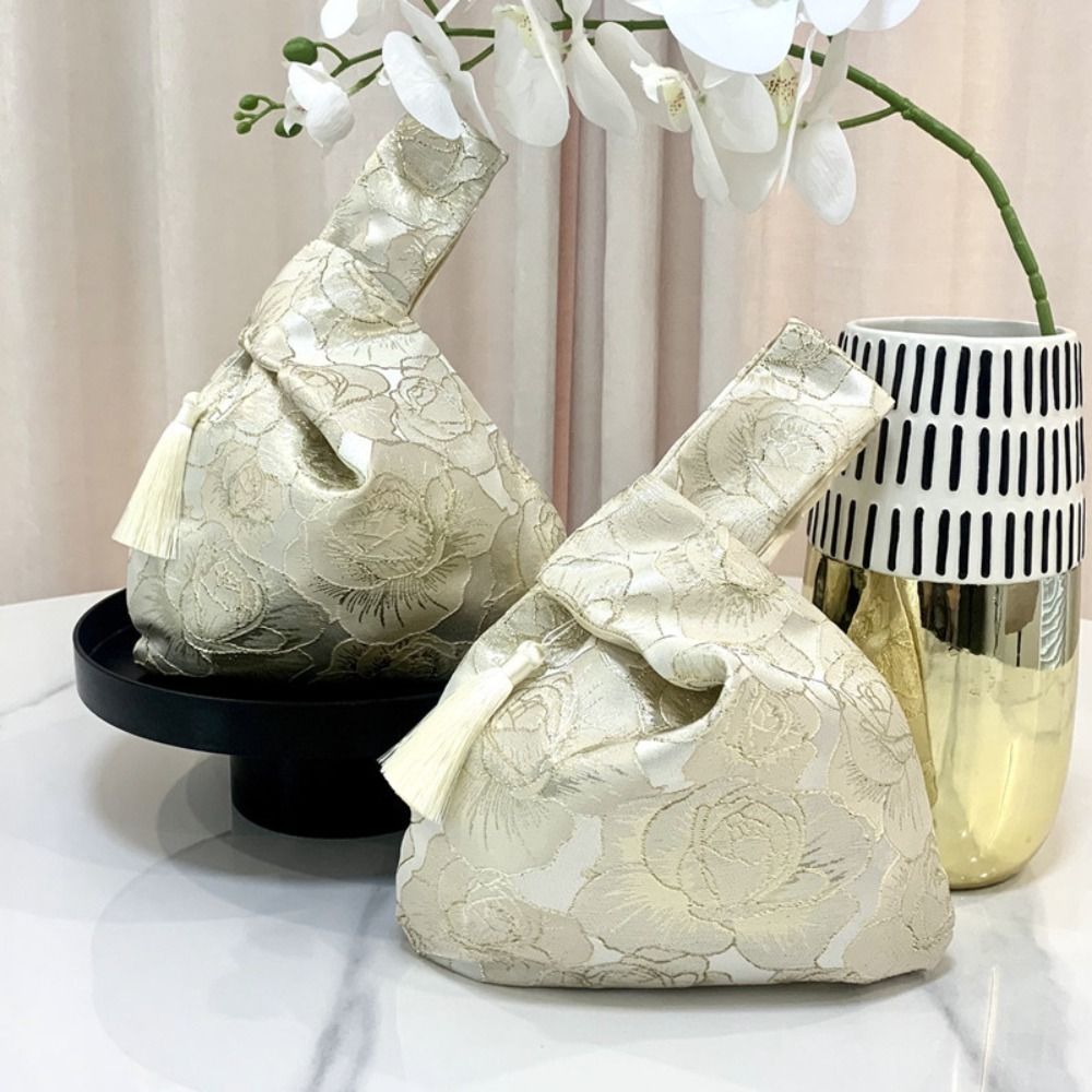 Сумка на запястье с кисточкой в китайском стиле, 3 цвета