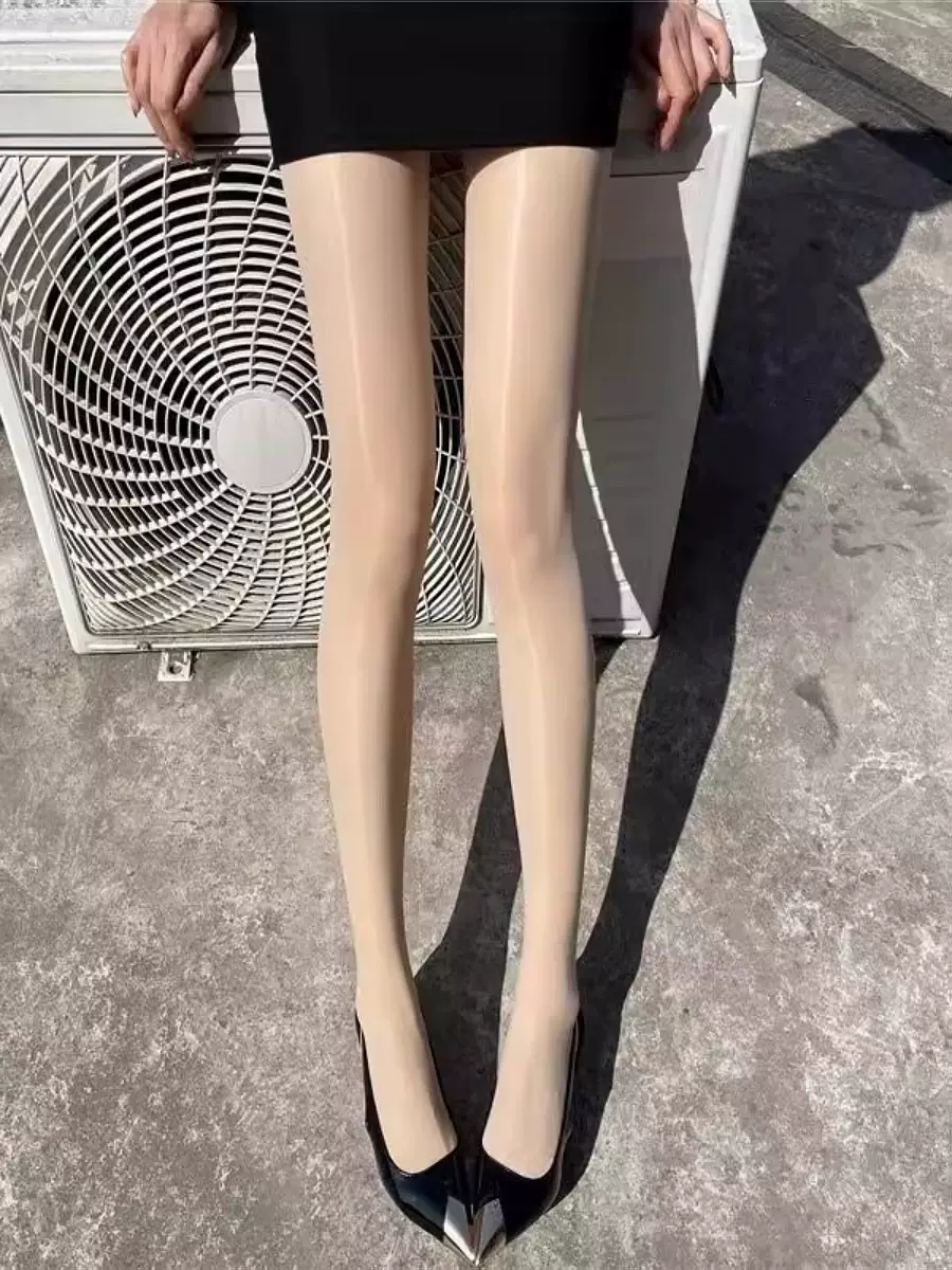 Plus Size Basic Pantyhose, Women's Plus Solid High Rise Smoothing Oil Shiny Skinny Stockings