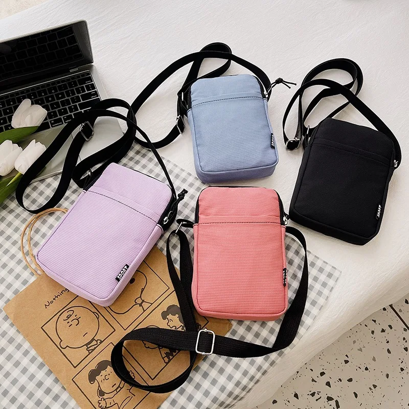 Nowa modna torba na telefon komórkowy damska torba na cały mecz Mini mała torba typu Crossbody wisząca na szyję portmonetka pionowa torebka