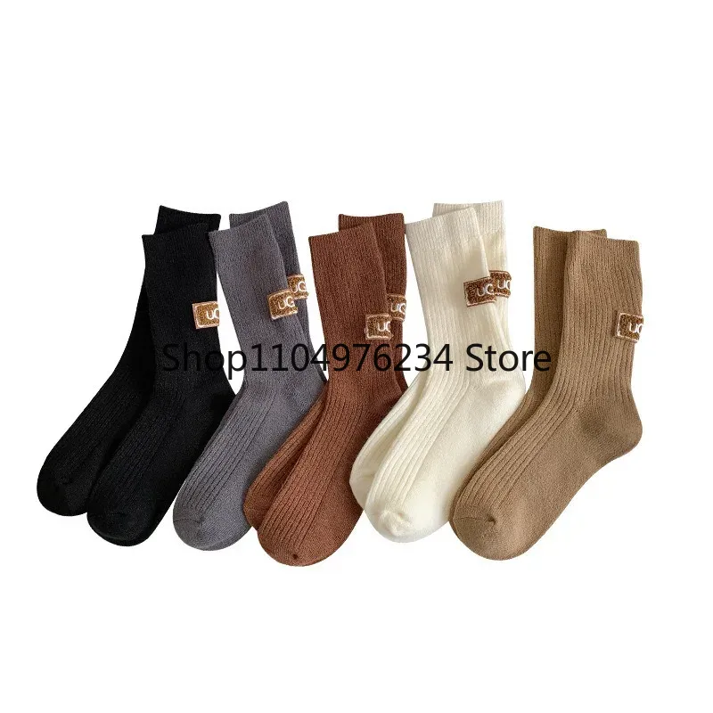 UGCWinter Cozy Thickened Pile Socks Mid Calf Length Casual Cotton Soft Keep Warm Knitted Snow Boot Footwear Letter Print Hosiery