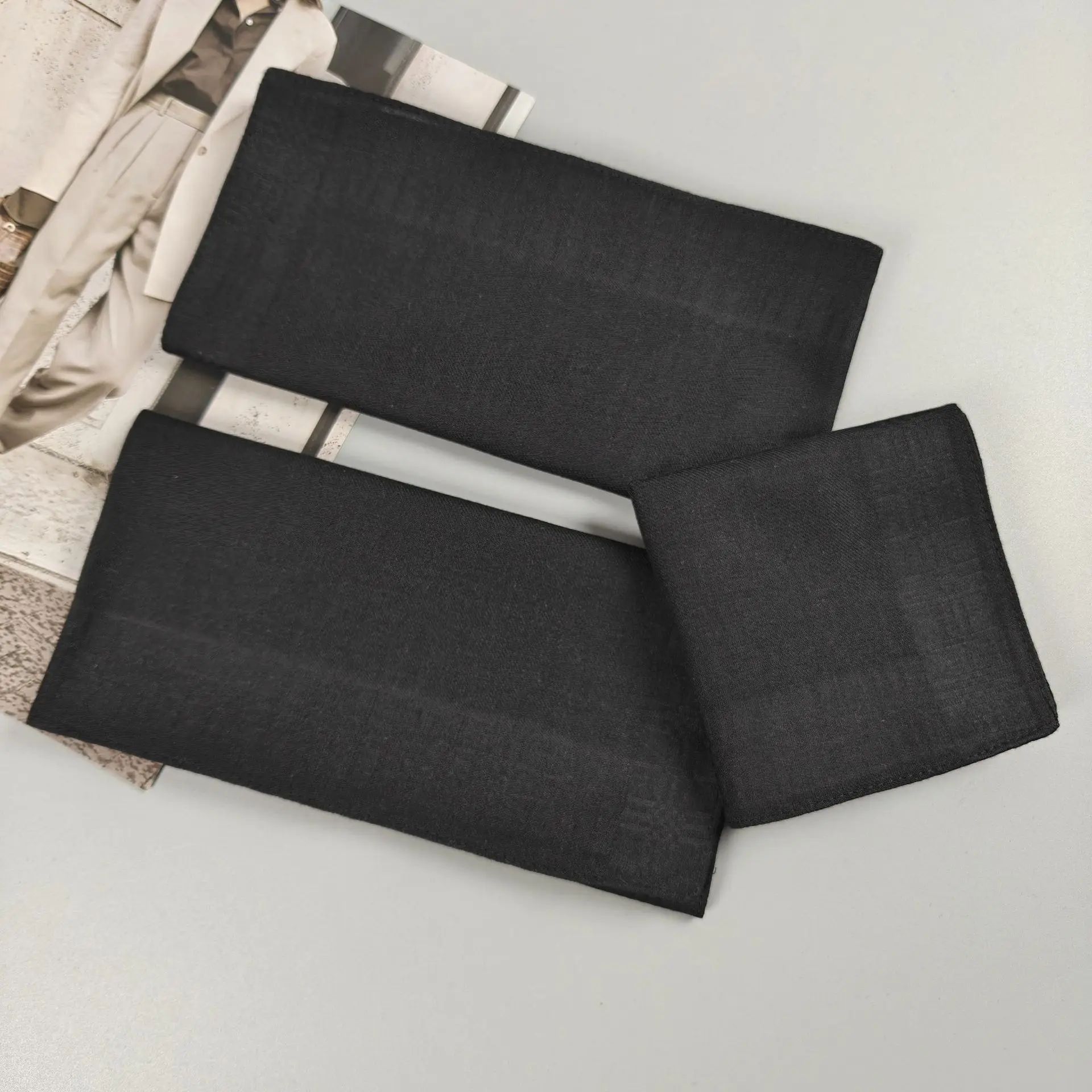 3-6PCS gekämmte Baumwolle Universal Retro Jacquard Taschentuch 43cm/16,9in rein schwarz Hochzeit Party Geschenk elegantes Design Beerdigung Supp