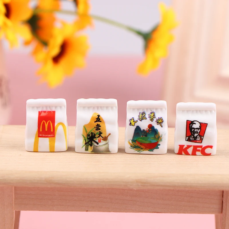 8 PCS/10 PCS Miniature กาแฟโยเกิร์ตข้าวไอศกรีมผลไม้ Jam ขวดเล็บ Pretend อาหารสําหรับตุ๊กตาเล่นอุปกรณ์เสริม