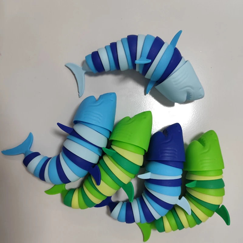 สีสัน Slug lobsterToy ข้อต่อยืดหยุ่น 3D Slug Fidget ของเล่นทุกวัยบรรเทา Anti-ความวิตกกังวล Sensory ของเล่นเด็ก