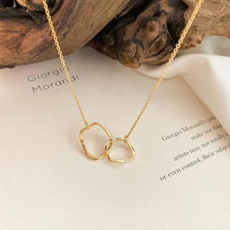 Commercio all'ingrosso della collana di modo delle donne Unquie di colore dorato della collana del pendente del cerchio di cristallo dei gioielli eleganti di tendenza