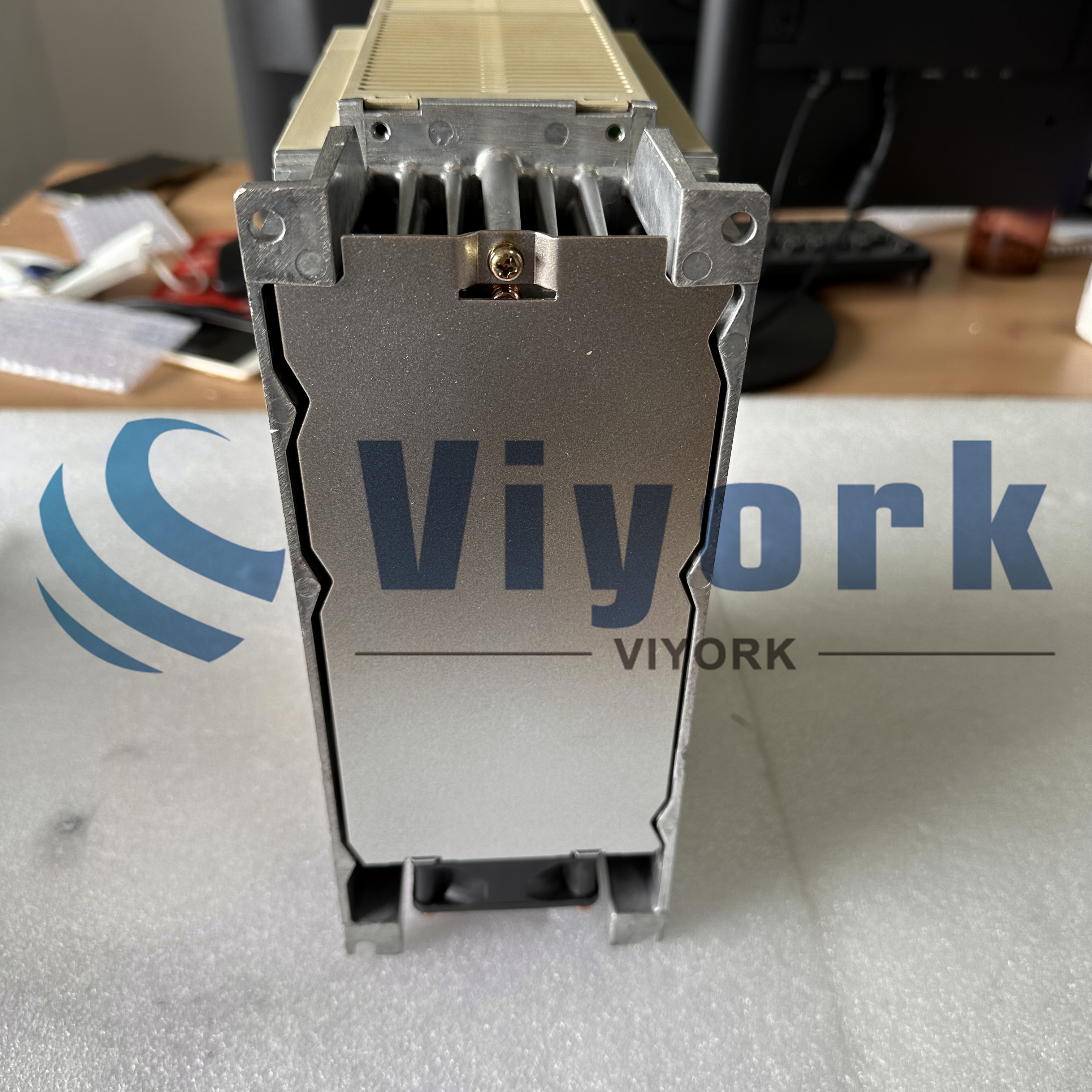 SGDB-15ADG SERVO DRIVE 10AMPS 3 FASE 200-230VAC 50/60HZ NOVO