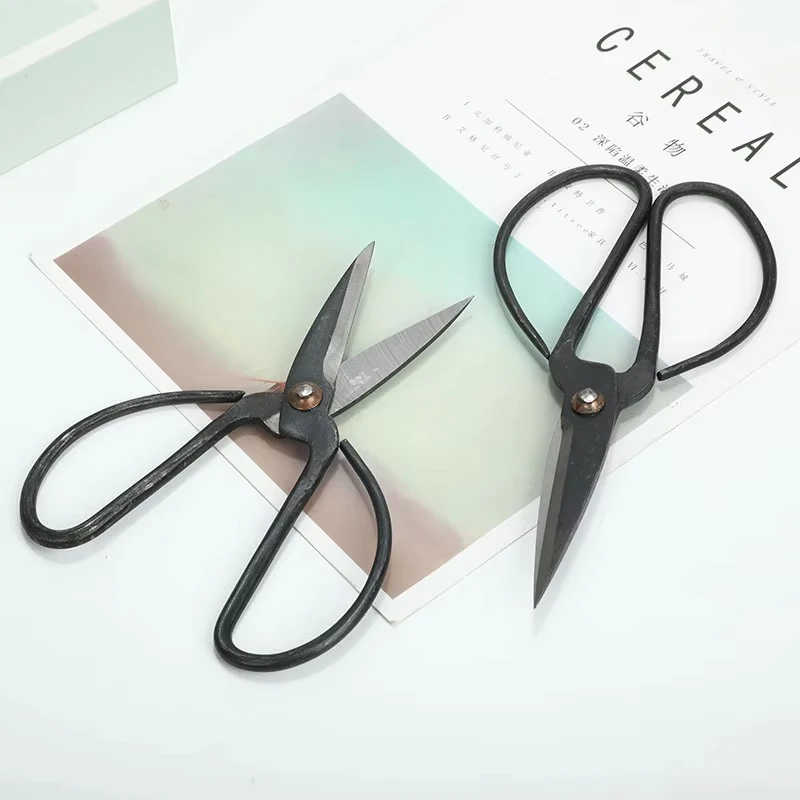 Classical style iron forging flange scissors for kitchen household and Garden Use iron wire scissor
