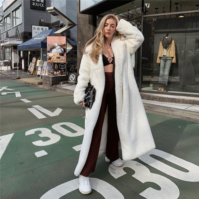 Solid Color Faux Fur Coat Women Long White Fluffy Warm d Coat Hood Lapel Sashes Loose Korean Fashion 2021 Odzież wierzchnia