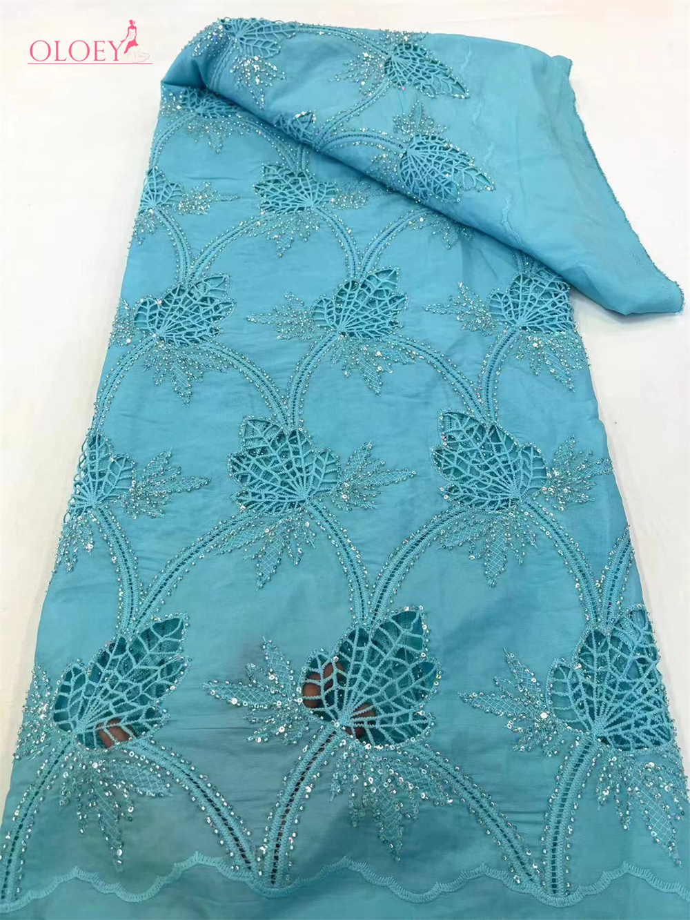 結婚式のドレスのためのアフリカのナイジェリアのレース生地、ファッショナブルな刺embroidery、環境に優しい色、フランスのメッシュ