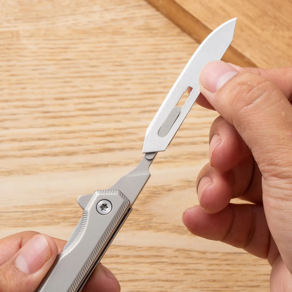 Fast Open Mini Stainless Steel Scalpel Folding Knife EDC Outdoor Unpacking Pocket Key Knife #60 Blades Replaceable Blade