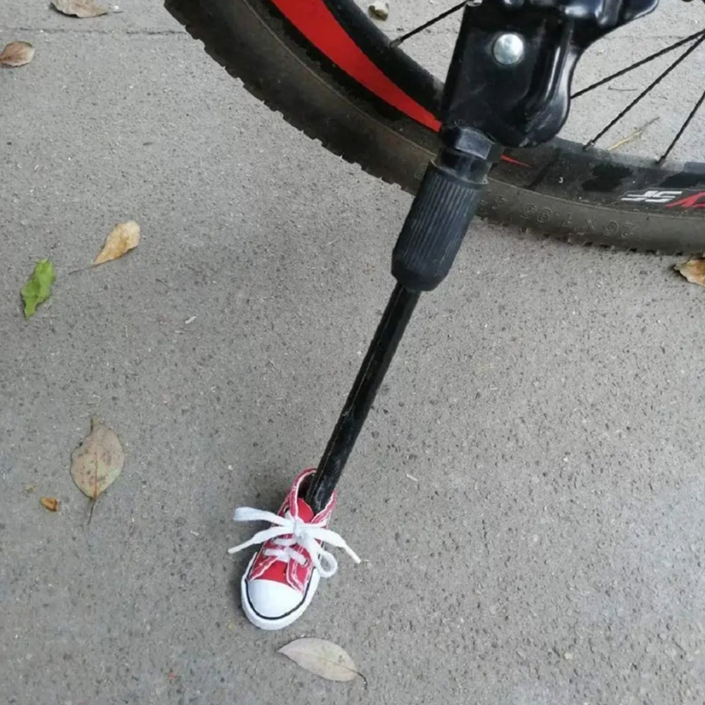 1pc おかしいオートバイ自転車靴形状フットサポートサイド三脚カバーモーター電気自動車バイクキックスタンドミニキャンバスシューズ