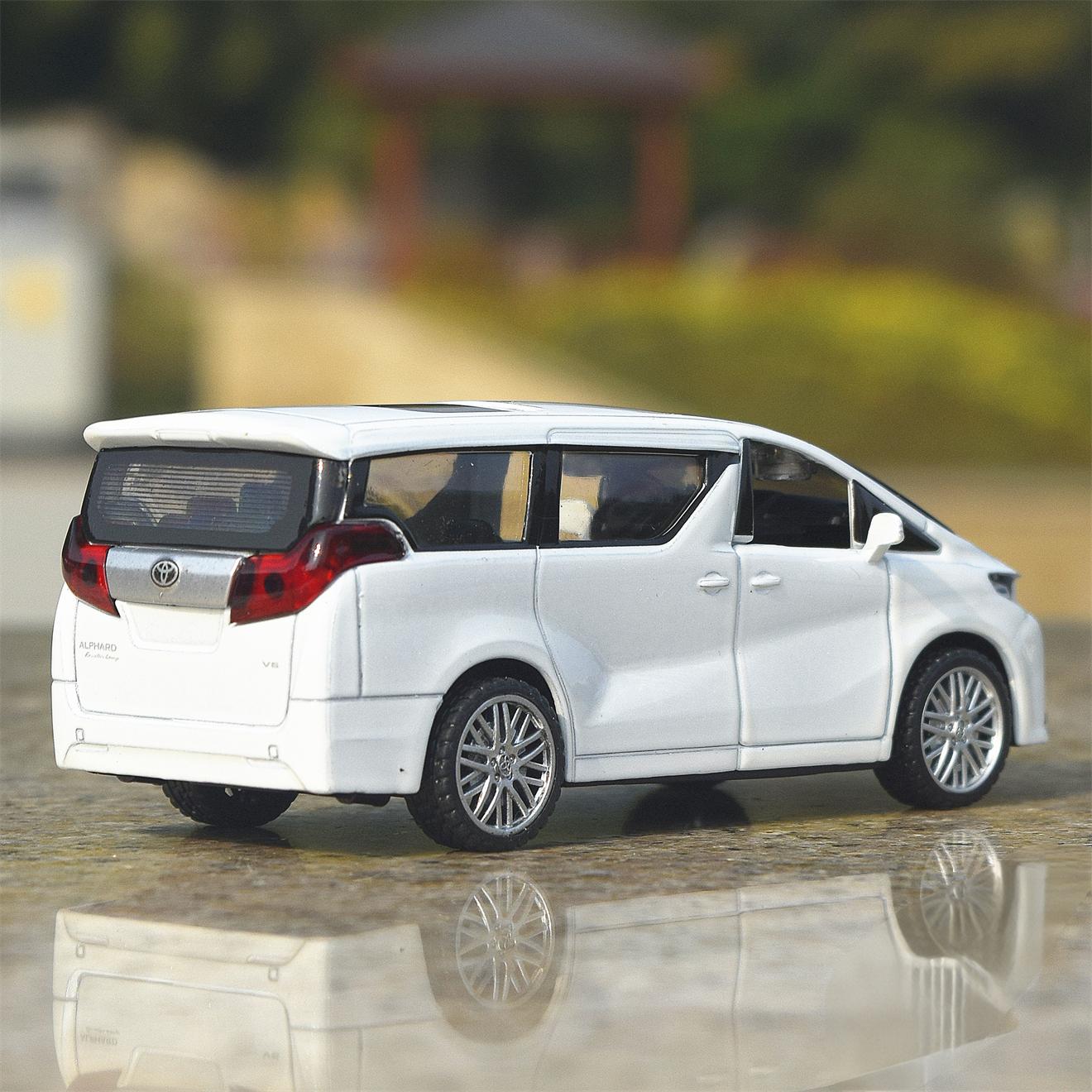 Alfa luxe VIP zakelijke traagheidskar MPV-model deur van gegoten metaallegering en interieur geschikt voor volwassen verzamelaars