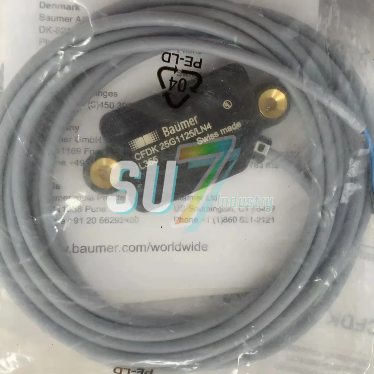 CFDK-25G1125-LN4 емкостный датчик новый в наличии