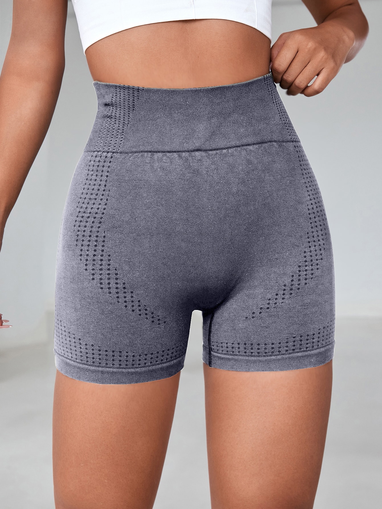 Solid-color High-waist Outdoor Cycling Shorts, Highly Elastic And Breathable Hip-lifting Yoga Sports Shorts, Women's Sportswear