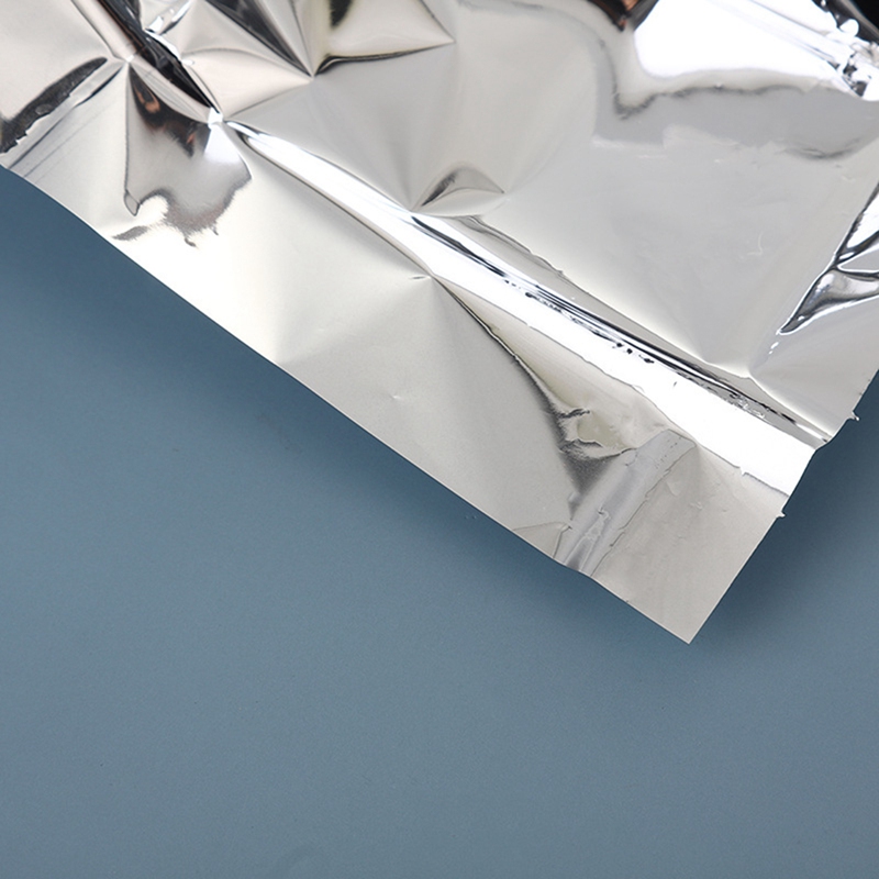 20PCS Emergency Blankets Gigantic Space Blanket 82.7 X 51 In. Survival Blankets Heavy Duty Camping Gear
