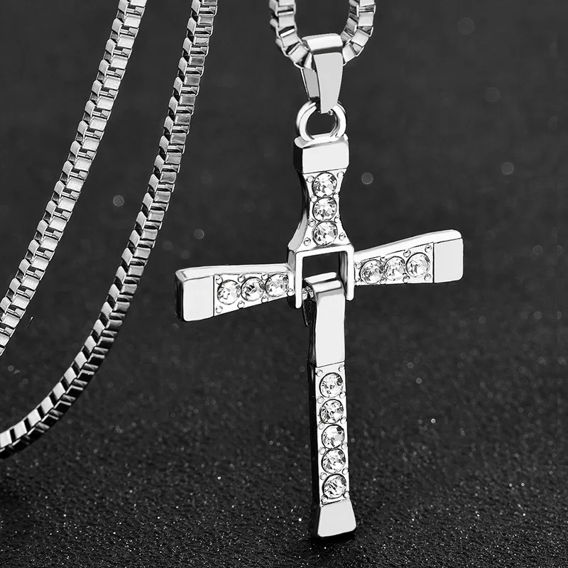 Dominic Toretto O Velozes e Furiosos Celebridade Vin Diesel Item Cristal Jesus Homens Cruz Pingente Colar Presente Jóias