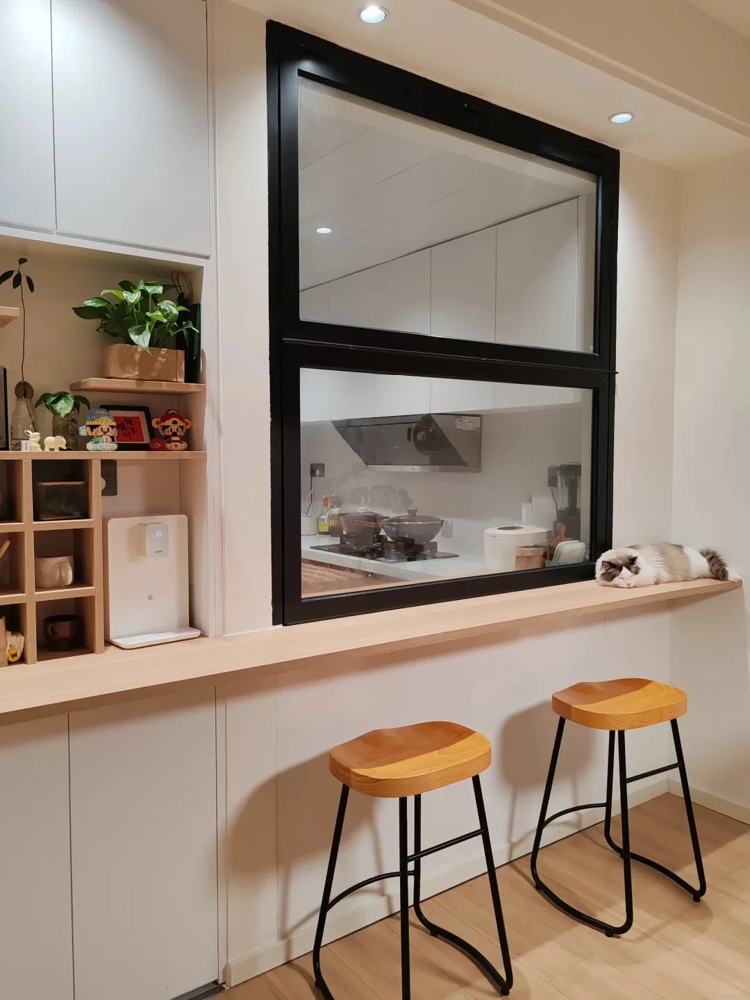 ห้องครัว Bi-Fold Window โรงงานอุปทานโดยตรงพับ Windows สําหรับ Cafe Shop แก้วอลูมิเนียมแนวตั้งพับ Windows