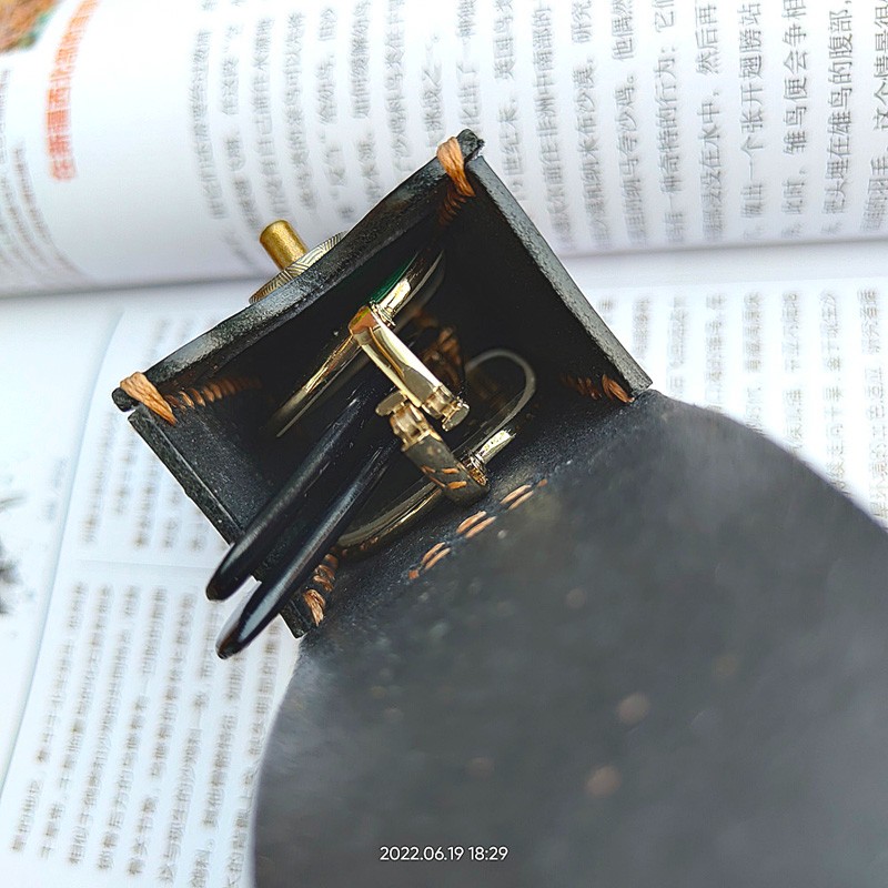 Blongk Leather Folding Glasses Box Belt Pack Cowhide Hand-made Foldable Glasses Case Small Waist Bag Men Women PD-ZD