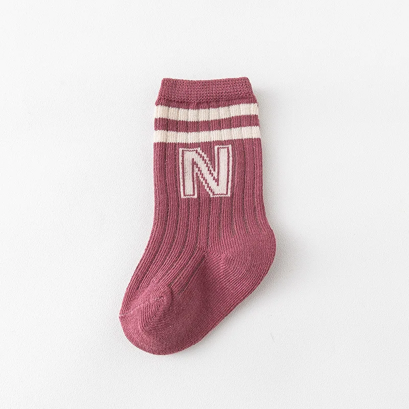 Calcetines largos con letras suaves para bebé, calcetín informal de algodón, accesorios para niños pequeños, ropa infantil