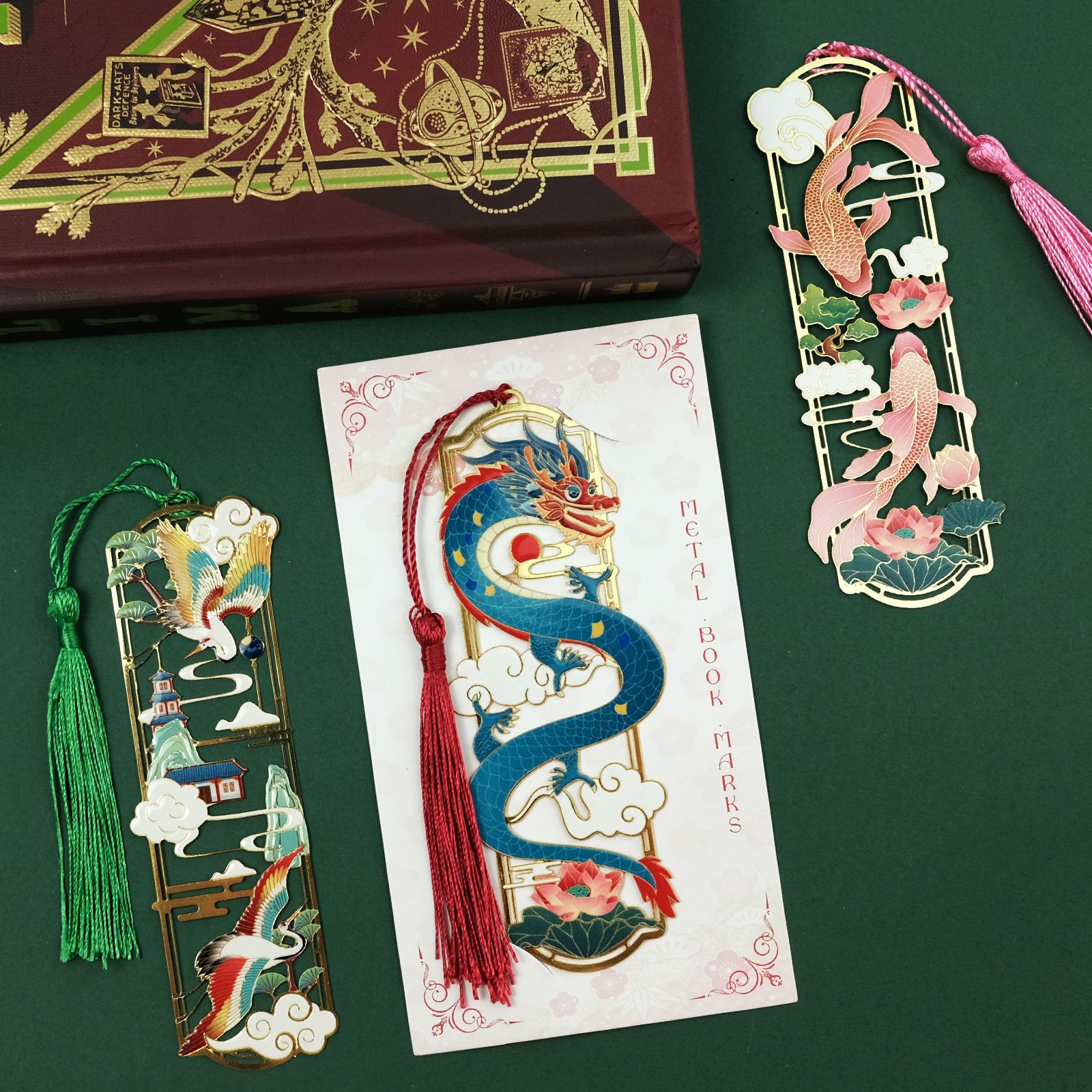 Niedlicher Drache Phoenix Glück Karpfen Metall Lesezeichen ausgehöhlt kreative Metall Lesezeichen Souvenir Geschenk für Studenten und Leser
