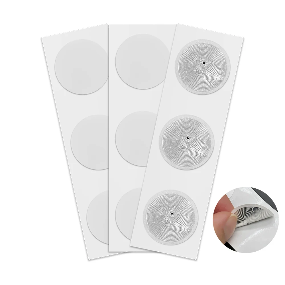 Blanc Ntag 215 NFC téléphone disponible étiquettes RFID autocollants étiquette adhésive NFC Ntag215 étiquette auto-adhésive 13.56MHz ISO14443A autocollant