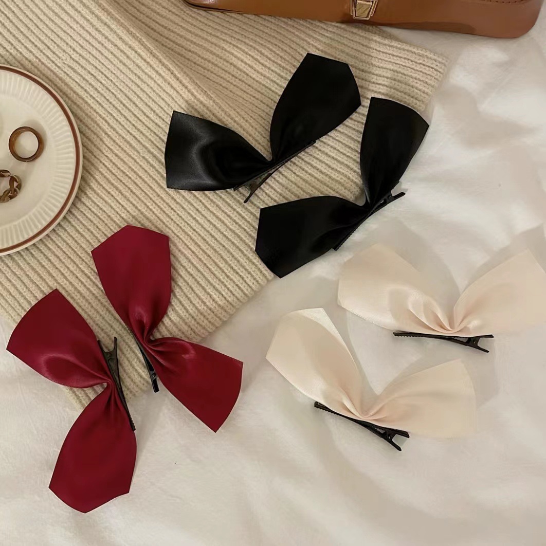 2PCS ใหม่เกาหลีซาตินโบว์ Hairpins เด็กหวาน Headwear สาวคลิปผู้หญิงน่ารัก Barrettes Hairgrips อุปกรณ์เสริมผม