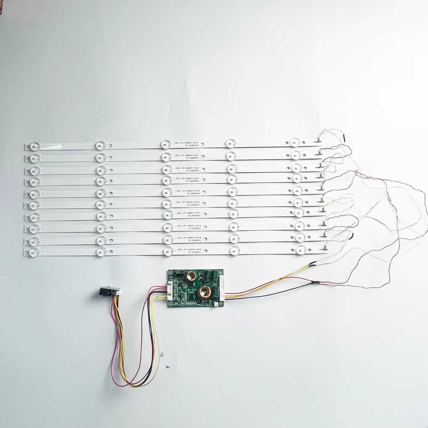 10 Stück 495 mm LED-Hintergrundbeleuchtungsstreifen 5 Lampen Linsen-Kit Board Fliter für 42 43 46 47 48 Zoll LCD-TV 12 V Eingang Update CCFL-Werbetafel
