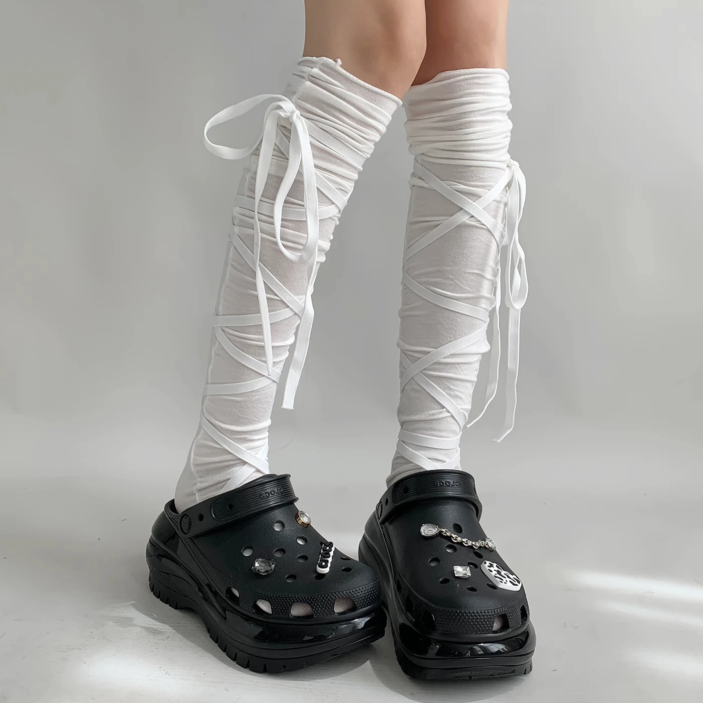 Calcetines Punk para mujer con lazo para pantorrilla, calcetines hasta la pantorrilla con tiras de Ballet, medias finas Y2K, calcetines góticos japoneses JK para Cosplay del Club