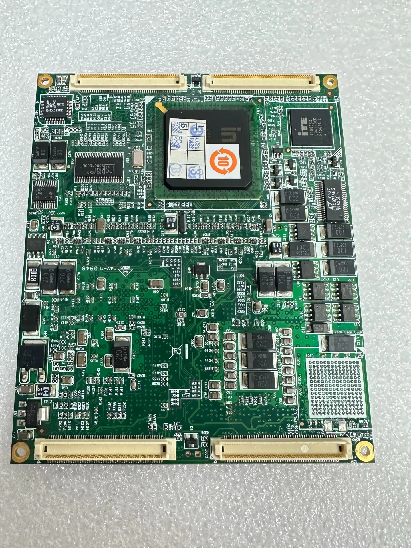 Известный бренд — встроенный процессор с платой SOM-4486 REV: A3 ETX (тест и отправлено)