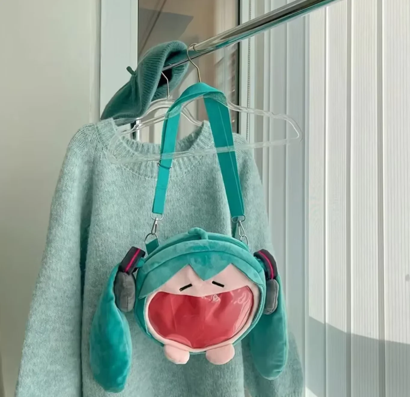 Bolso de hombro Hatsune de 24 × 22cm, mochila nueva, bonita Chica de Anime, mochila Kawaii de dibujos animados, bolso para estudiantes, paquete de regalos para niños, juguetes
