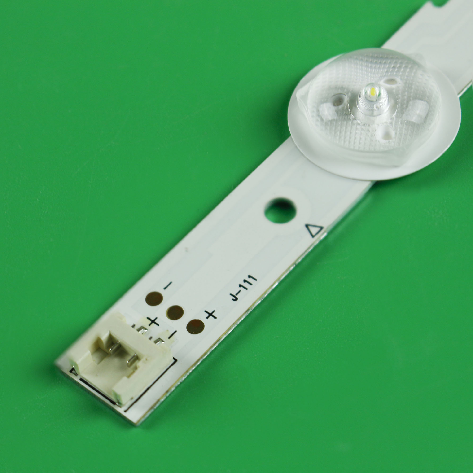 Tira CONDUZIDA Para LG 42 polegadas TV LCD 42LN5200 42LN549C 42LN541C 42LN5300 42LN5204 6916L-1402A 6916L-1403A 6916L-1404A 6916L-1405A