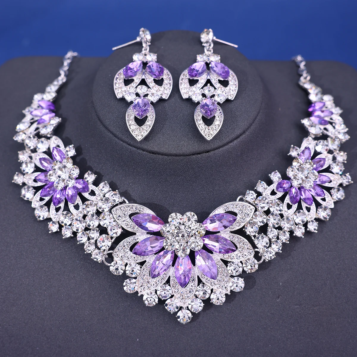 Set di orecchini con collana di strass di cristallo di moda, accessori per capelli da sposa per la sposa delle donne
