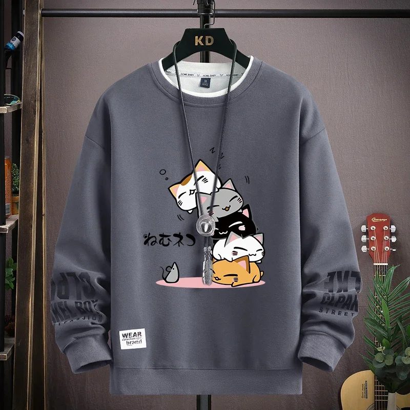 Sudadera de primavera para hombre, camiseta de manga larga con estampado de gatos de dibujos animados japoneses, ropa de moda para hombre, Top Harajuku de color caqui con cuello redondo, novedad de 2024