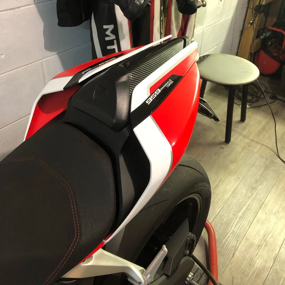 Penutup kursi belakang sepeda motor Panel Cowl pemboncengan ekor Fairing untuk Ducati Panigale 959 2015 2016 2017 2018 2019 karbon merah
