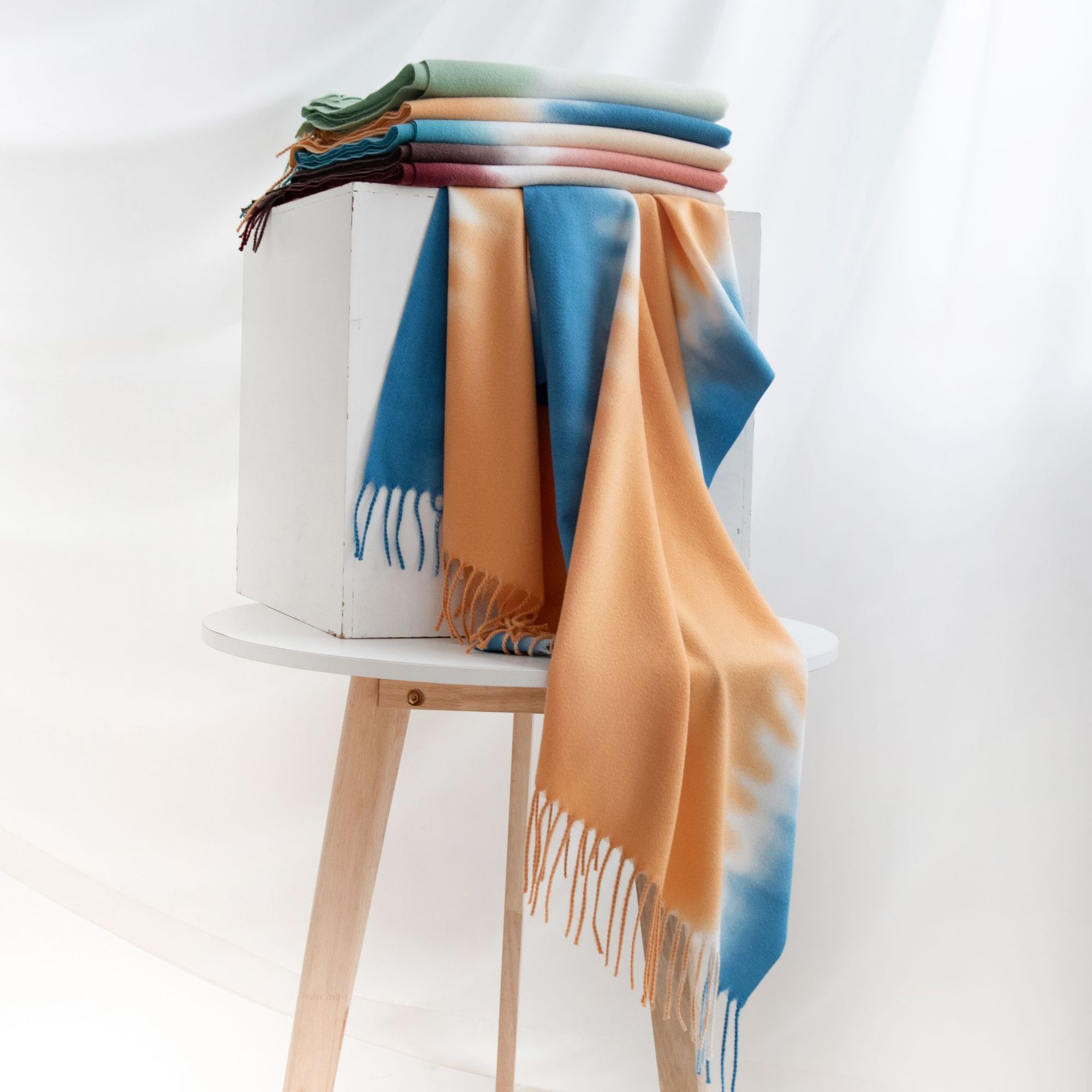 Neue Elegante Dame Stil Gradienten Schal Für Mädchen Senior Gefühl herbst-winter Schal Imitation Kaschmir Warm Neck W039