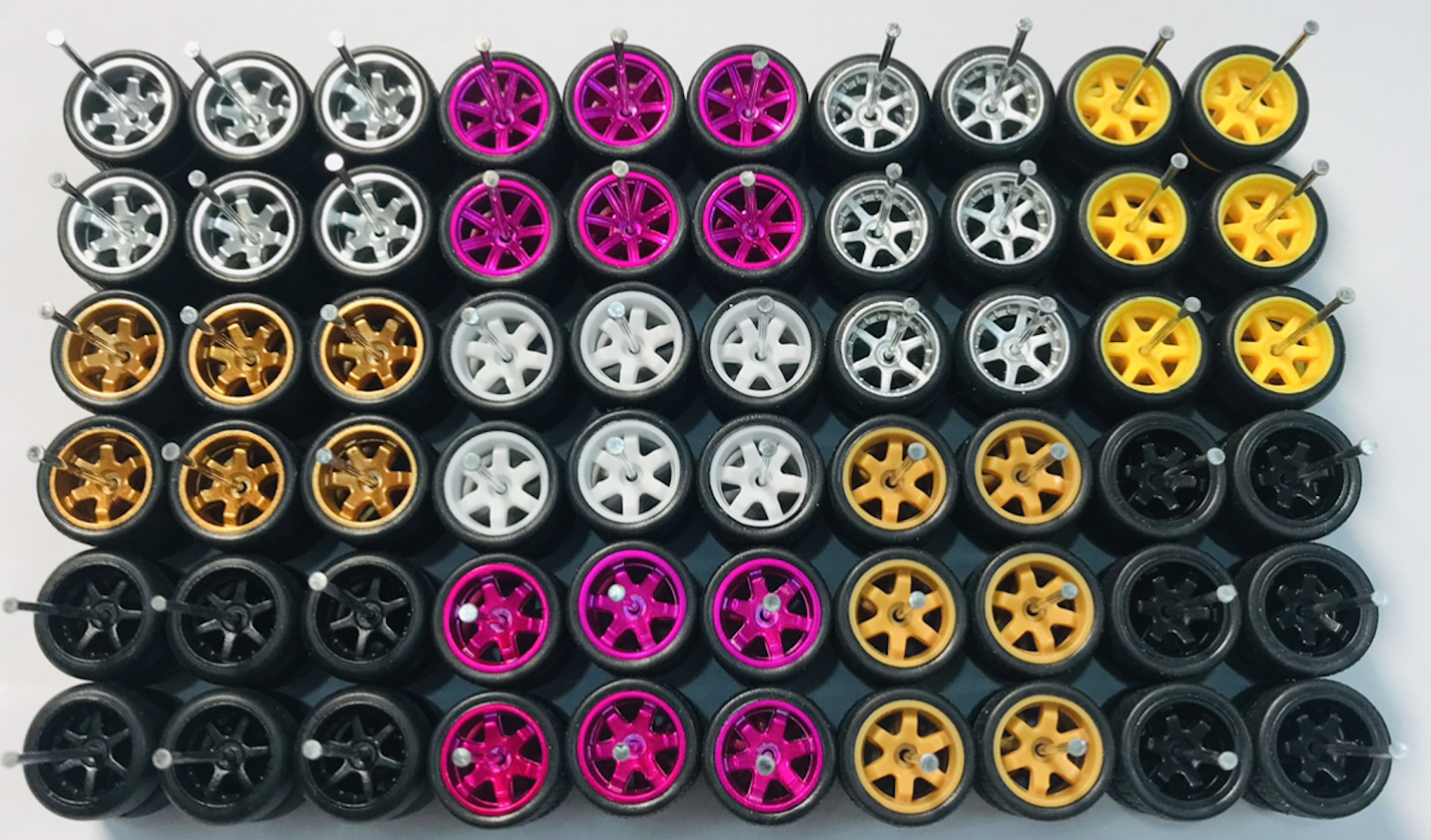30sets/40sets 11mm wheels for 1/64 Scale Alloy Car Models 1/64 wheels with Tires + Axles for Hot Wheel/Matchbox/Domeka/Tomy 1:64