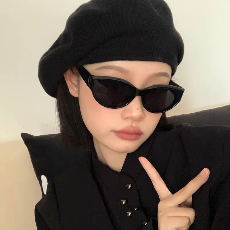 Nieuwe collectie Cat Eye zonnebril vrouwen ovale bril Vintage merk elliptische vierkante zonnebril voor vrouwelijke tinten vrouwelijke brillen