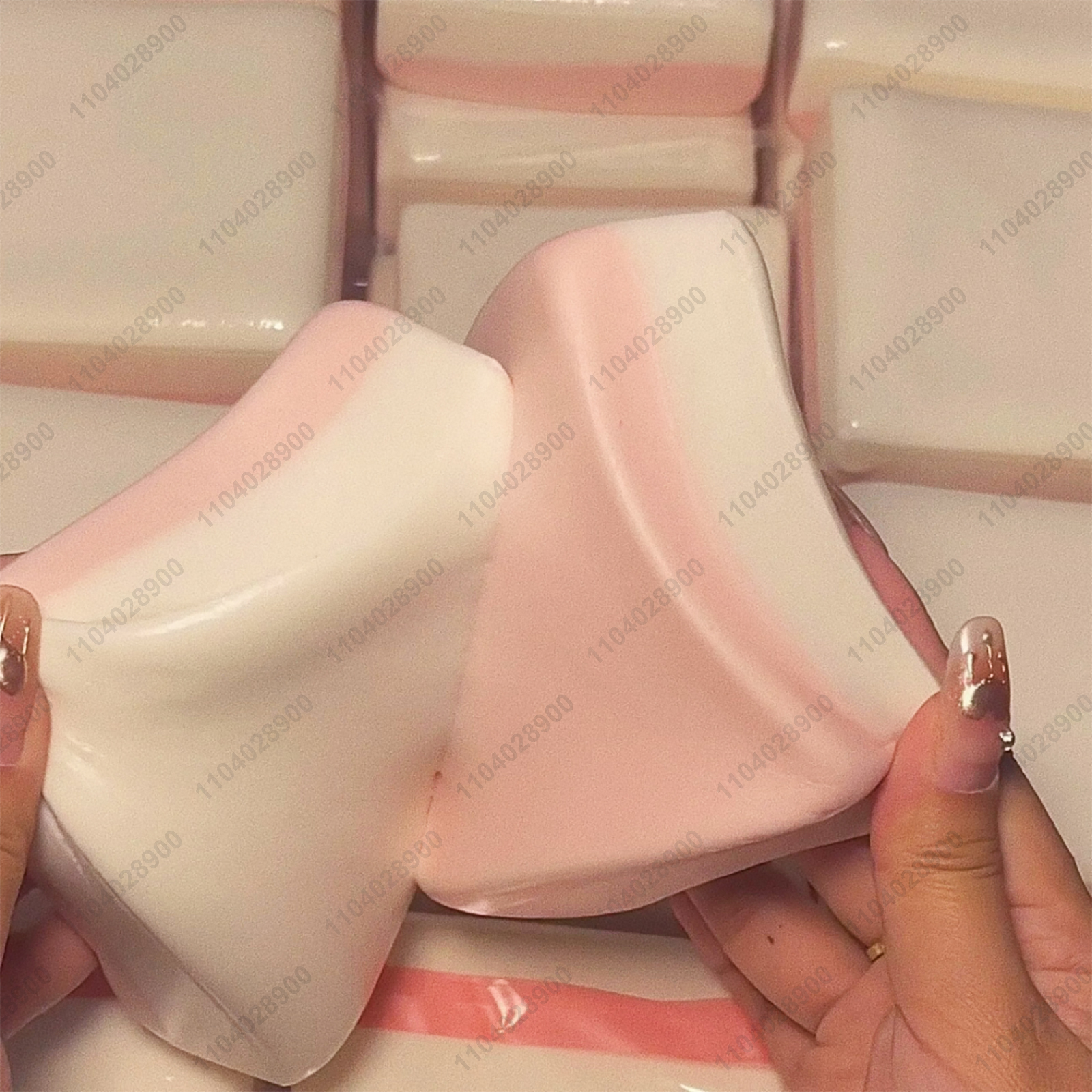 Erdbeer-Doppelschicht-Toast-Kuchen-Taba-Squishy, langsamer Rückprall, nasser und weicher, klebriger Kuchen, Kneifen, Dekompression, Hand, Entspannungsspielzeug, Geschenk