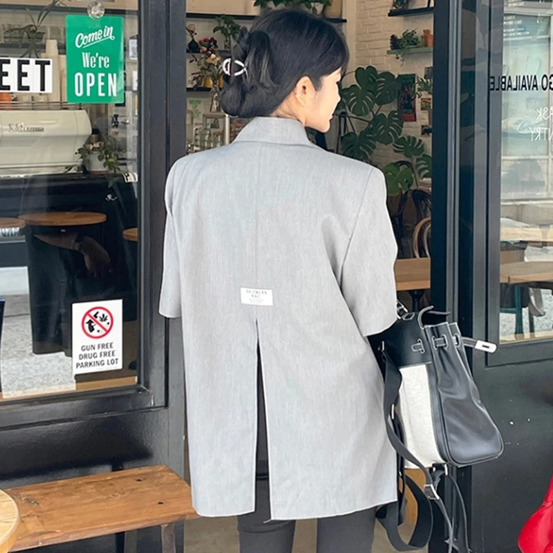 Jaqueta de Terno mata Retro com Design de Costas Abertas e Manga Curta Solta Estilo Versátil Chic Casual para Mulheres