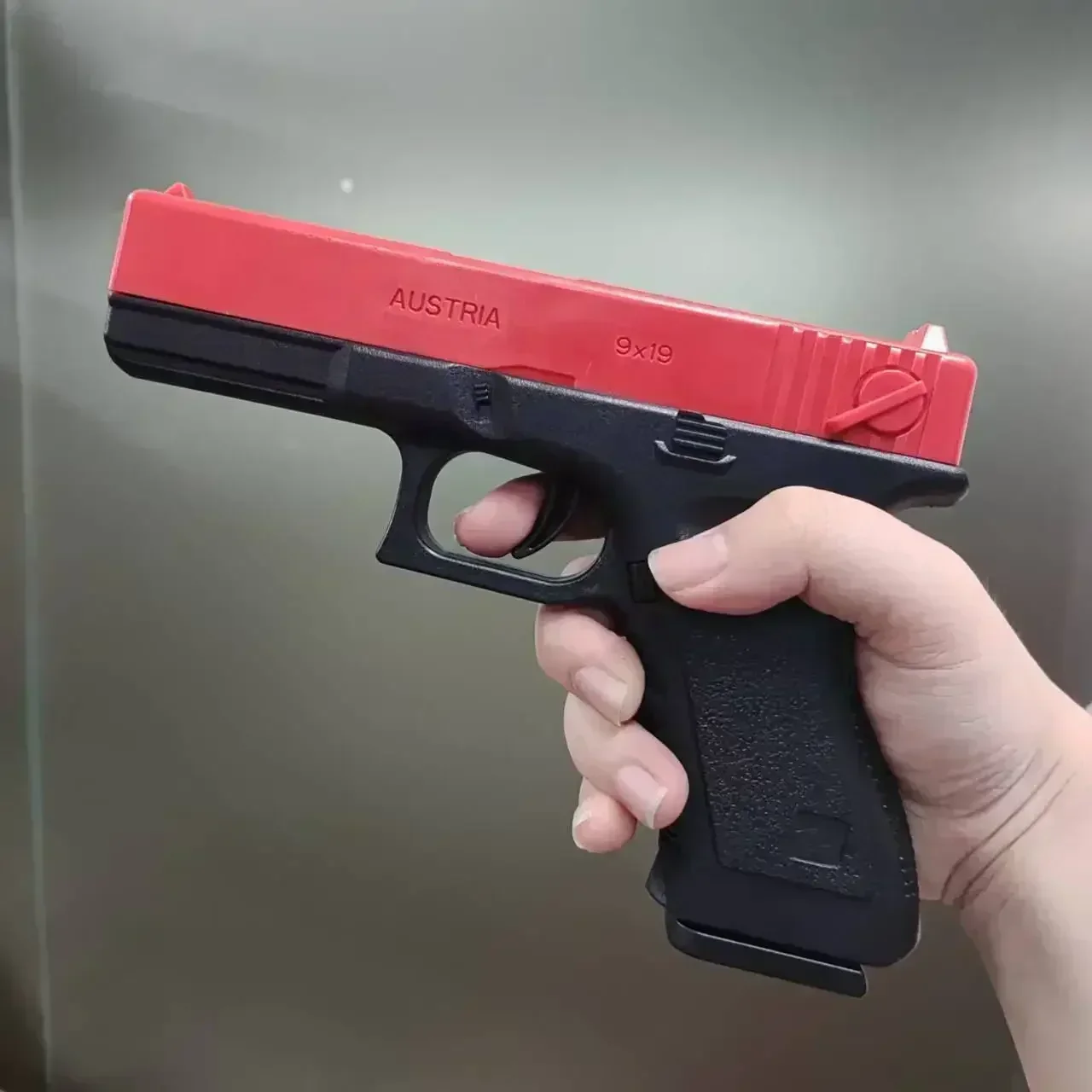 Pistola de balas suaves Airsoft Manual G17, pistola de juguete, revista inferior con láser, deportes al aire libre, arma de juego CS para niños y adultos, regalo