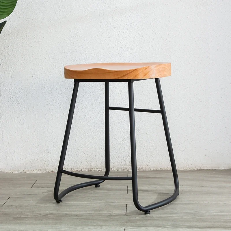 Simple Modern Bar Chairs Iron High Legged Counter Stool Solid Wood Seating Kitchen Chair Versatile Scene Home Furniture