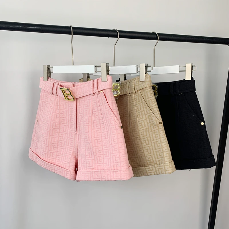 6 colores para elegir Pantalones cortos de mezclilla lavados con textura rosa para mujer con cinturón Pantalones vaqueros de calidad de estilo casual